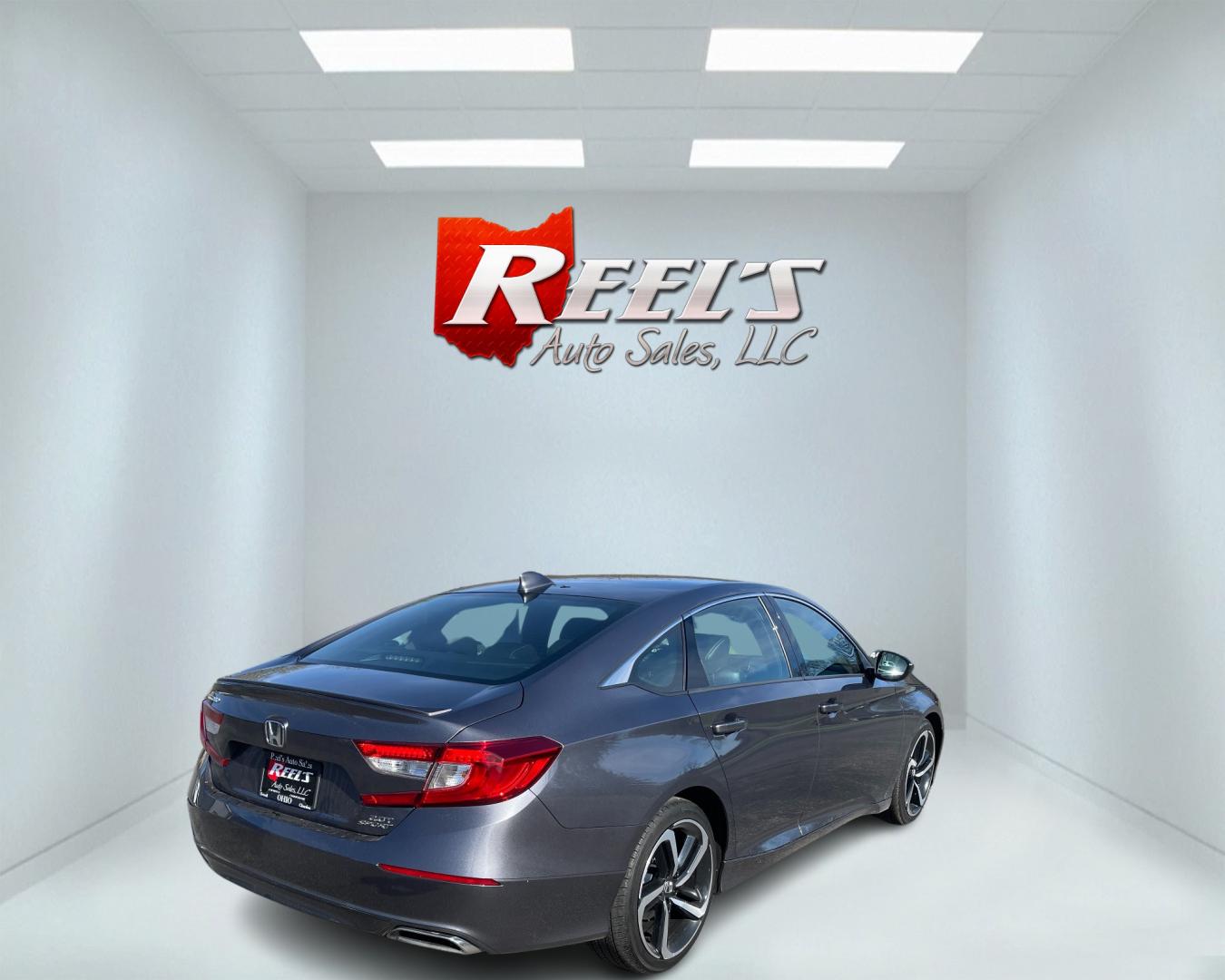 2020 Gray /Black Honda Accord Sport 2.0T (1HGCV2F39LA) with an 2.0L I4 DOHC 16V Turbo engine, 10 Speed Auto transmission, located at 11115 Chardon Rd. , Chardon, OH, 44024, (440) 214-9705, 41.580246, -81.241943 - Photo#5
